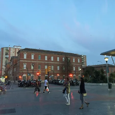 Hevres Centro Habitacion Δωμάτια σε οικογενειακή κατοικία Μάλαγα